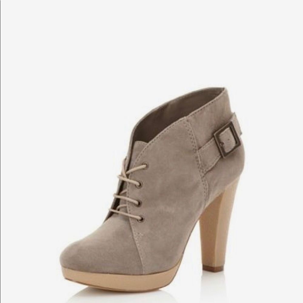 Anthropologie Messeca Women's Bobbie Suede Lace-Up Booties Size 10 platform boho